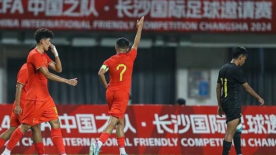 大胜利！一支球队在国际比赛中脱颖而出的简单介绍