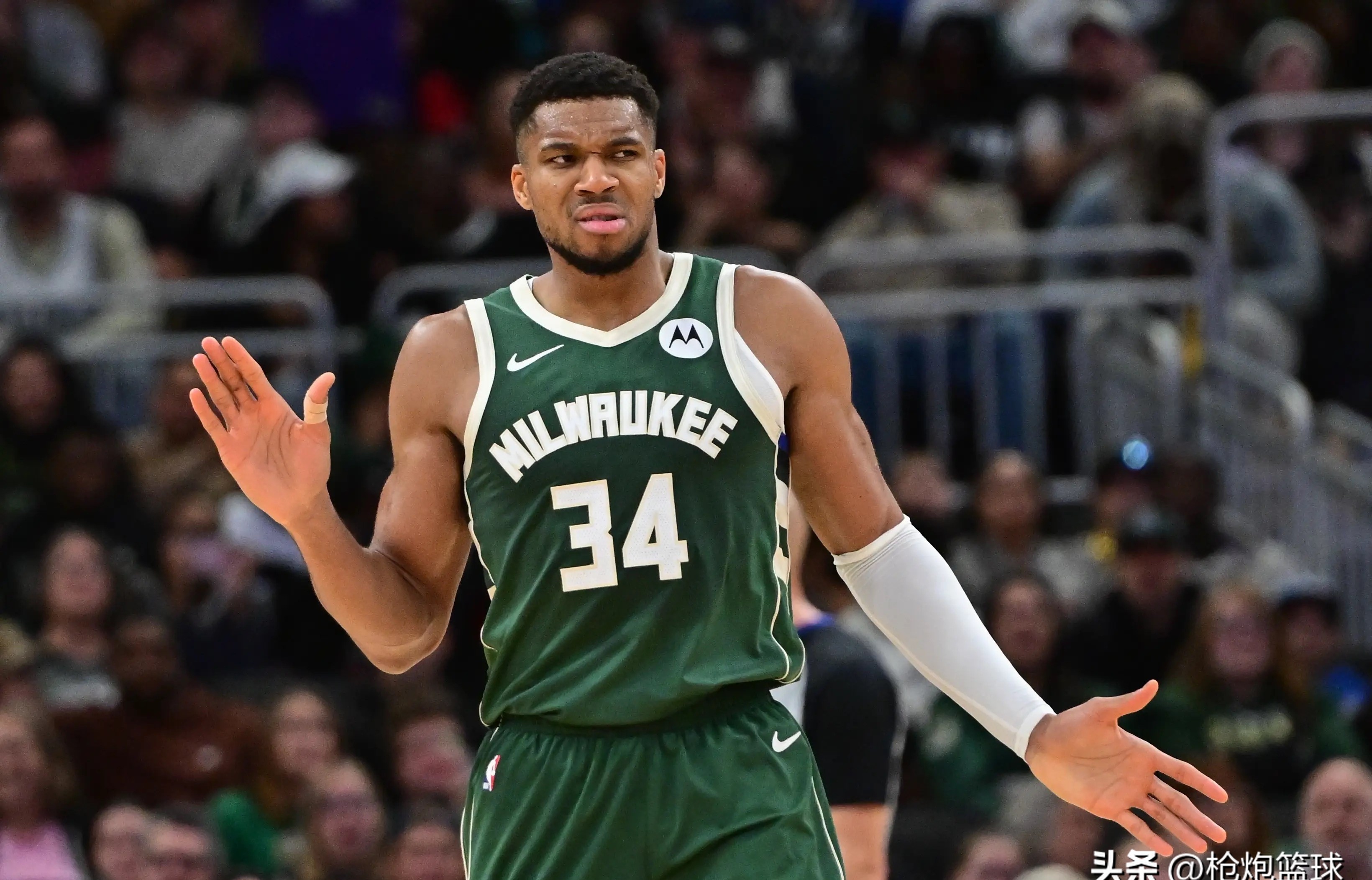 关于雄鹿惨遭雷霆连胜，字母哥再献全队最高分的信息