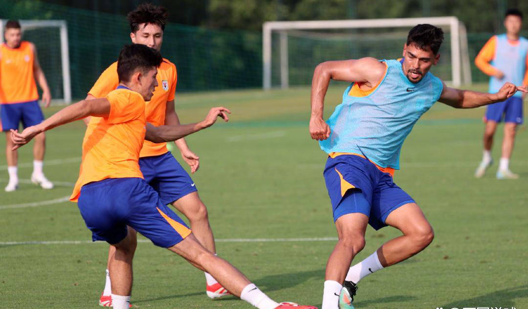 球队青训计划曝光，希望培养更多优秀球员的简单介绍