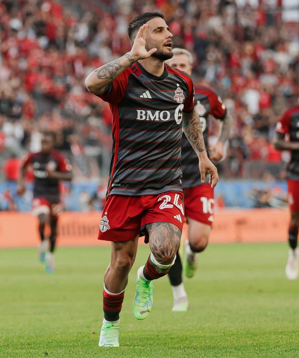 包含洛伦佐-因西涅正积极调整状态，备战下一场比赛的词条