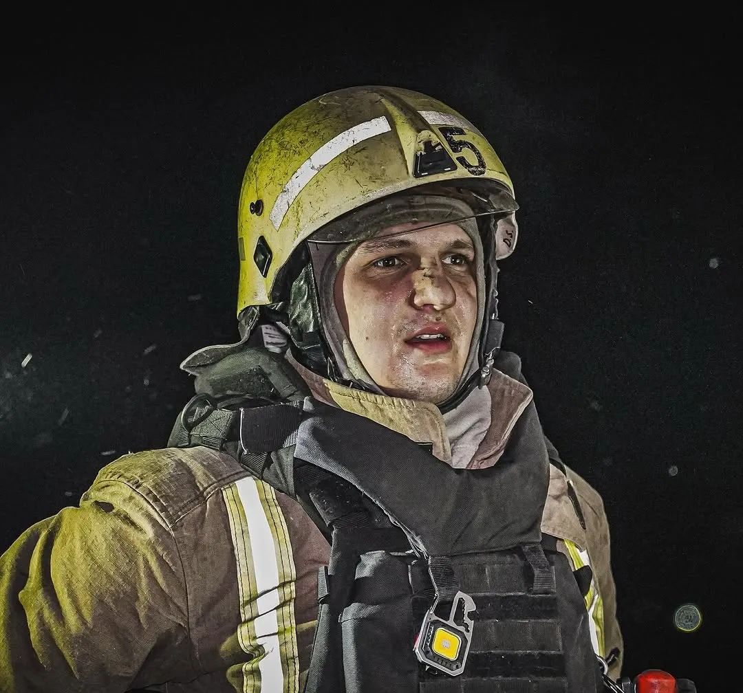 包含乌克兰队硬仗告捷，出线形势乐观的词条