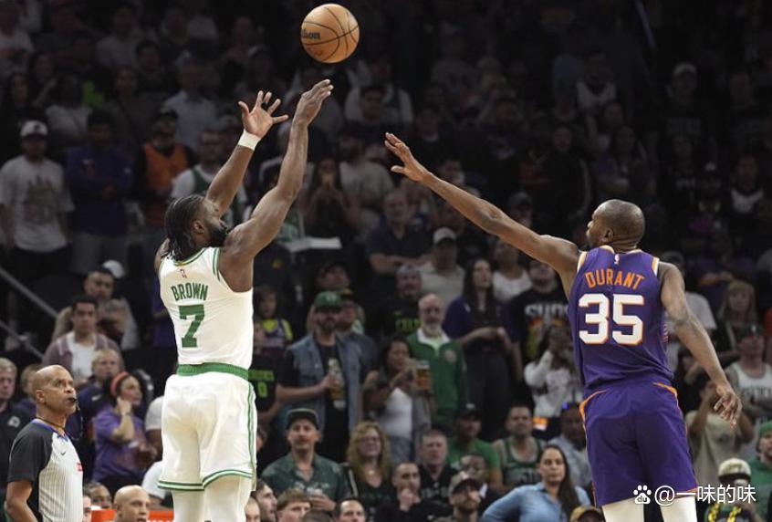 凯尔特人豪取七连胜，继续领跑