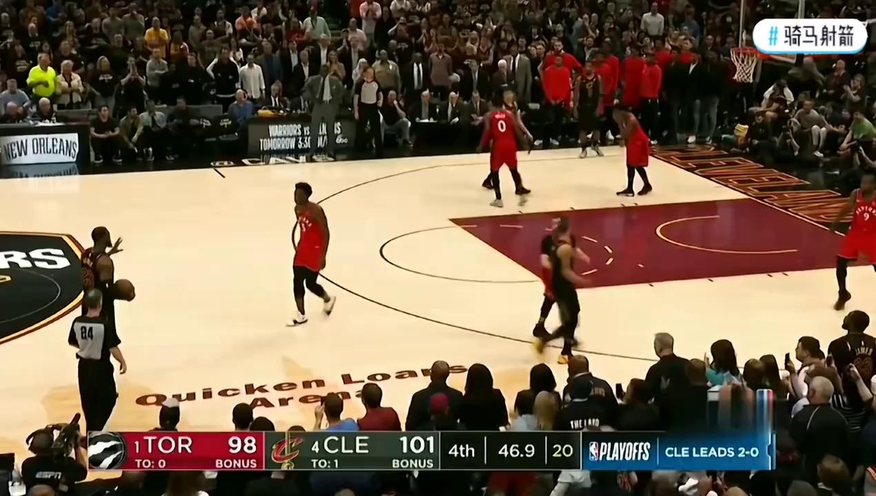 詹姆斯拿下第四节比赛对垒猛龙