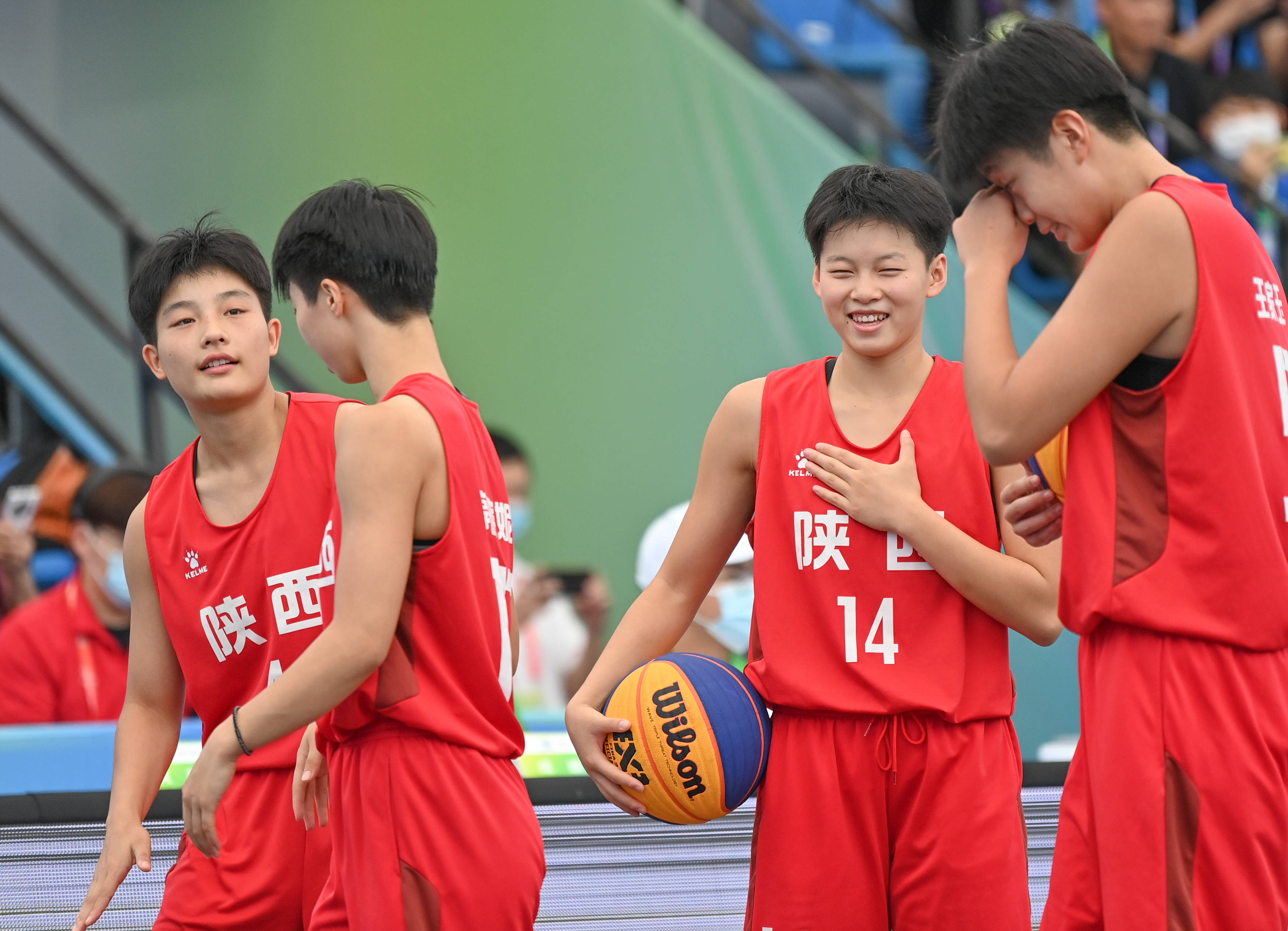 陕西队在决赛中取得巨大胜利，登顶