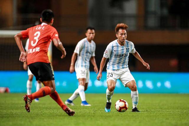 包含广州富力不敌武汉卓尔，遗憾失利的词条