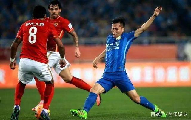 广州恒大主场不敌江苏苏宁，战况激烈的简单介绍