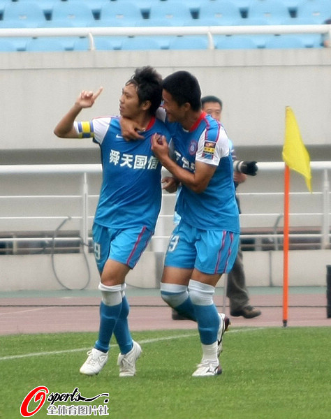 江苏队大胜天津队，实现赛季首胜